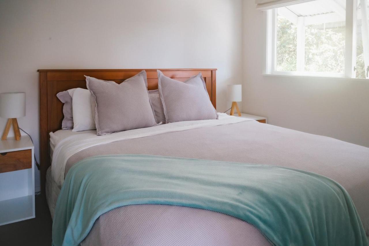 טאורנגה Te Puna Cottage Gardens B&B מראה חיצוני תמונה